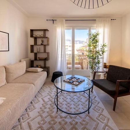 06B - Beautiful 2 Rooms With Terrace Sea View 罗克布吕讷-卡普马丹 外观 照片