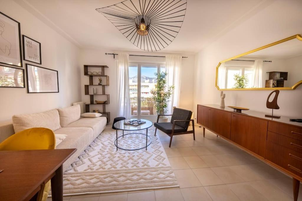 06B - Beautiful 2 Rooms With Terrace Sea View 罗克布吕讷-卡普马丹 外观 照片