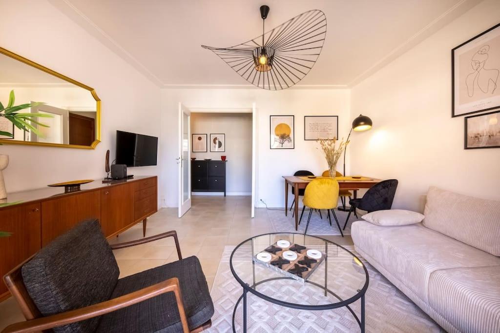 06B - Beautiful 2 Rooms With Terrace Sea View 罗克布吕讷-卡普马丹 外观 照片